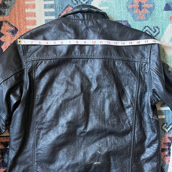 Vintage black leather Schott rocker jacket with teal threading / leather detail - Picture 11 of 13